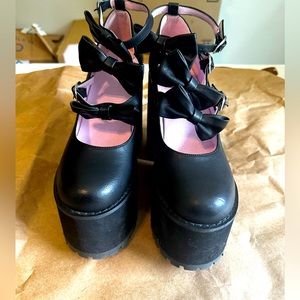 DOLLS KILL You’re just jealous platform Mary Jane’s Size 8 *Gently Worn*